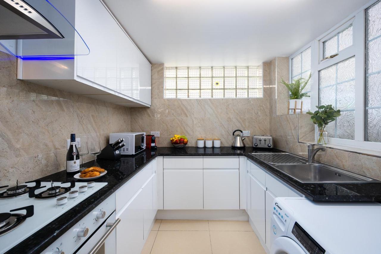 Spacious 4 Bedroom House Next To Kensington Palace London Eksteriør bilde